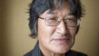 Lien vers: ᓂᐲᑦ ᐃᓄᒃᑎᑐᑦ  QIA Radio Call-in report to Igloolik by Zacharias Kunuk, all Inuktitut 